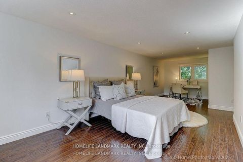 Photo 12 at 30 Misty Moor Drive, South Richvale, Richmond Hill