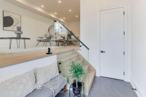 Photo 1 at 102 Yardley Avenue, Parkview, Toronto