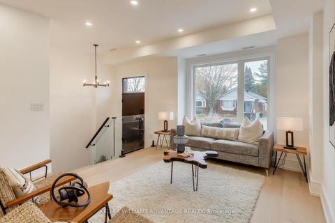 Photo 2 at 102 Yardley Avenue, Parkview, Toronto
