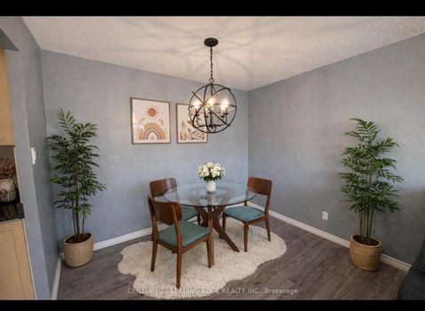 Photo 2 at 209 - 936 Glen Street S, Lakeview, Oshawa