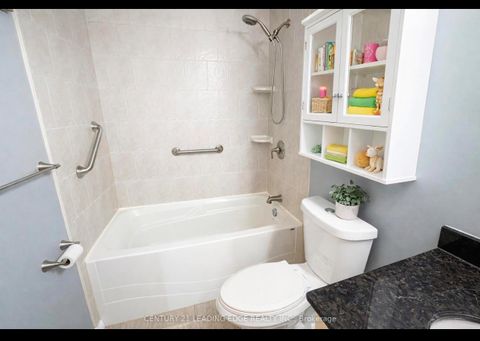 Photo 10 at 209 - 936 Glen Street S, Lakeview, Oshawa