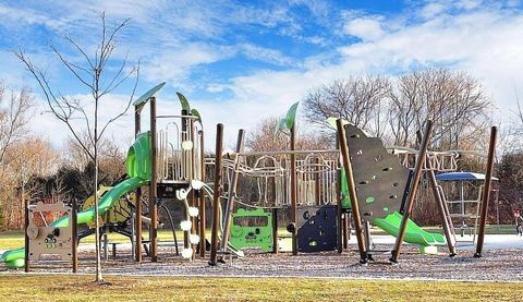 Photo 18 at 209 - 936 Glen Street S, Lakeview, Oshawa