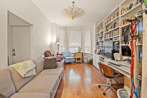 Photo 6 at 50 Grove Avenue, Bellwoods, Toronto