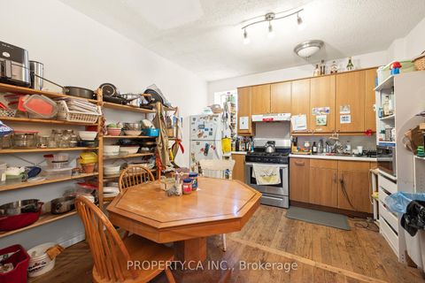 Photo 9 at 50 Grove Avenue, Bellwoods, Toronto