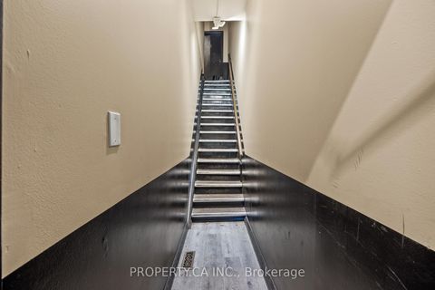 Photo 13 at 50 Grove Avenue, Bellwoods, Toronto