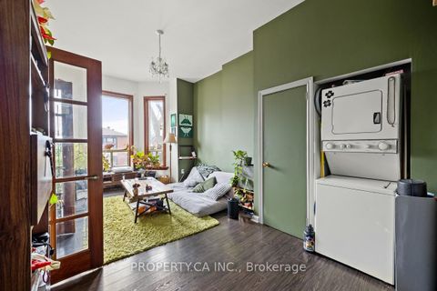 Photo 20 at 50 Grove Avenue, Bellwoods, Toronto