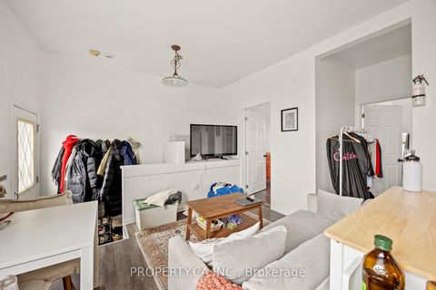 Photo 25 at 50 Grove Avenue, Bellwoods, Toronto
