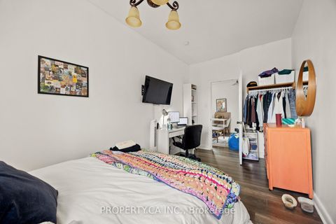 Photo 31 at 50 Grove Avenue, Bellwoods, Toronto