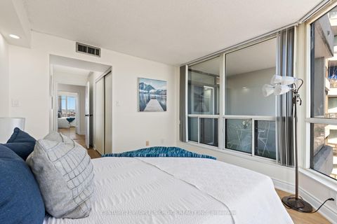 Photo 18 at 1605 - 3 Rowntree Road, Jamestown, Toronto