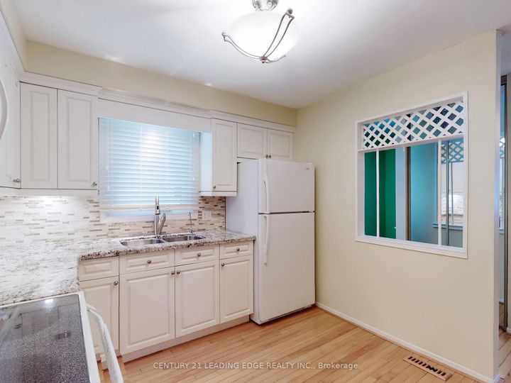 Photo 8 at 30 Madsen Crescent, Markville, Markham