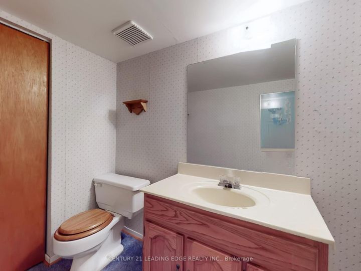 Photo 31 at 30 Madsen Crescent, Markville, Markham