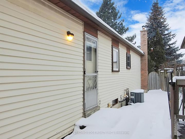 Photo 38 at 30 Madsen Crescent, Markville, Markham