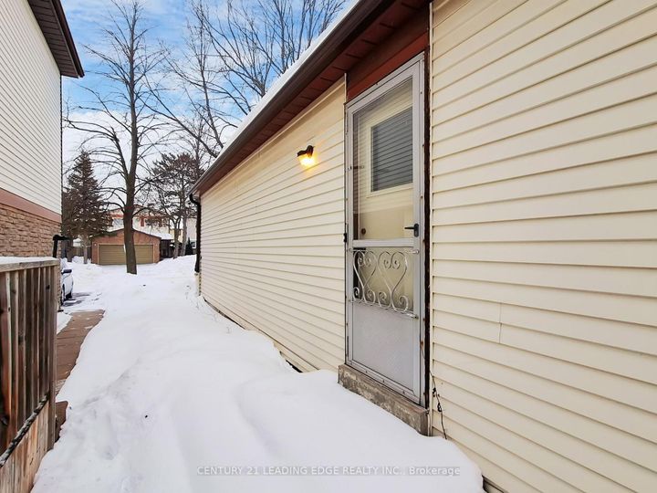 Photo 39 at 30 Madsen Crescent, Markville, Markham