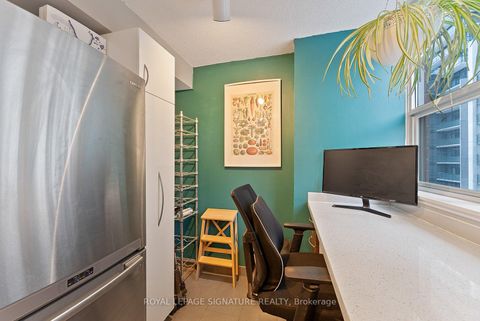 Photo 12 at 412 - 323 Richmond Street E, Moss Park, Toronto