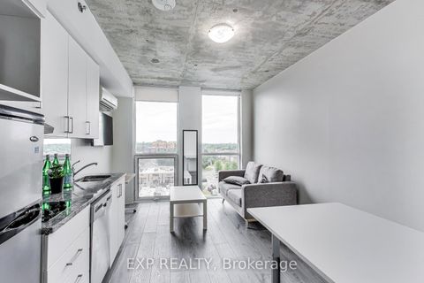 Photo 2 at 739 - 1900 Simcoe Street N, Samac, Oshawa