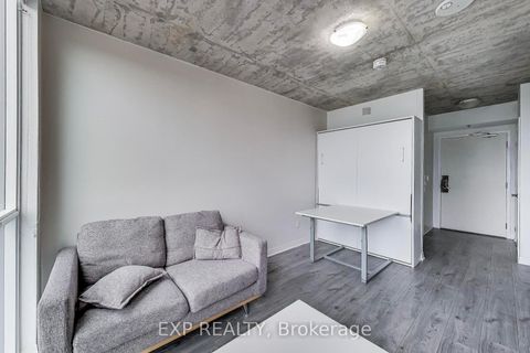 Photo 5 at 739 - 1900 Simcoe Street N, Samac, Oshawa