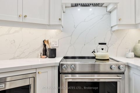 Photo 23 at 301 - 1231 Yonge Street, Moore Park, Toronto