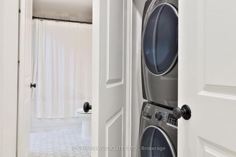 Photo 35 at 301 - 1231 Yonge Street, Moore Park, Toronto