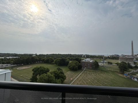 Photo 11 at 806 - 1050 Eastern Avenue S, The Beaches, Toronto