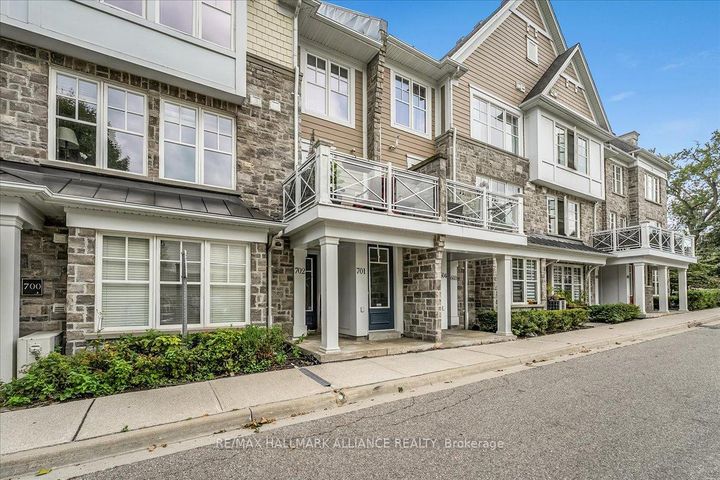 Photo 4 at 701 - 1011 Deta Road, Lakeview, Mississauga