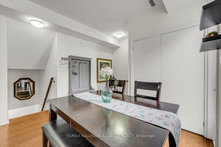 Photo 7 at 701 - 1011 Deta Road, Lakeview, Mississauga