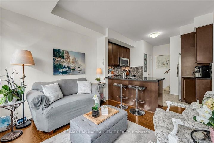 Photo 11 at 701 - 1011 Deta Road, Lakeview, Mississauga