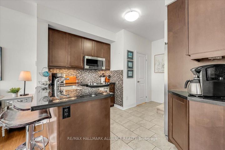 Photo 14 at 701 - 1011 Deta Road, Lakeview, Mississauga