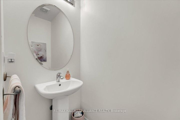 Photo 19 at 701 - 1011 Deta Road, Lakeview, Mississauga