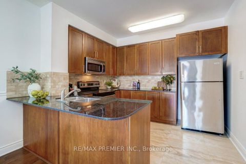 Photo 5 at 401 - 160 Woodbridge Avenue, West Woodbridge, Vaughan