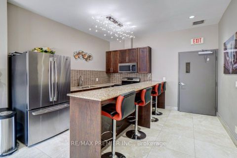 Photo 33 at 401 - 160 Woodbridge Avenue, West Woodbridge, Vaughan