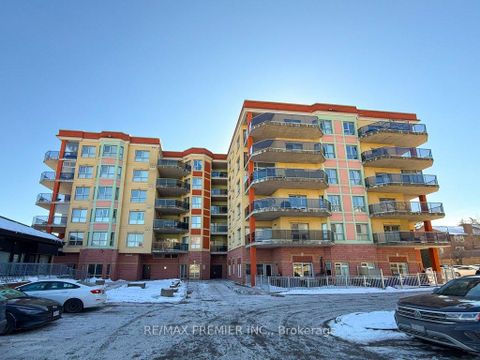 Photo 37 at 401 - 160 Woodbridge Avenue, West Woodbridge, Vaughan