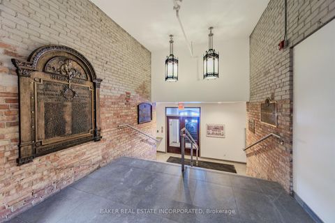 Photo 9 at 107 - 152 Annette Street, Junction Area, Toronto