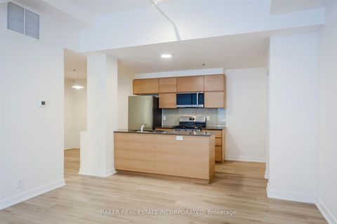 Photo 12 at 107 - 152 Annette Street, Junction Area, Toronto