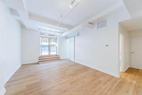 Photo 19 at 107 - 152 Annette Street, Junction Area, Toronto