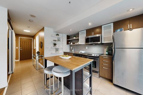 Photo 8 at 215 - 33 Lombard Street, Yonge Corridor, Toronto