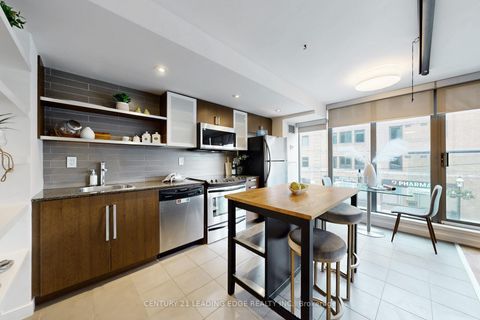 Photo 9 at 215 - 33 Lombard Street, Yonge Corridor, Toronto