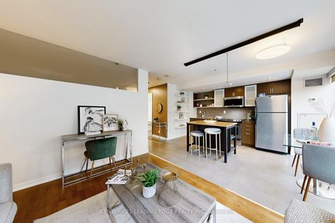 Photo 14 at 215 - 33 Lombard Street, Yonge Corridor, Toronto