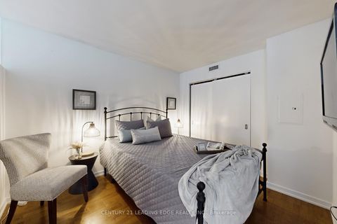 Photo 21 at 215 - 33 Lombard Street, Yonge Corridor, Toronto