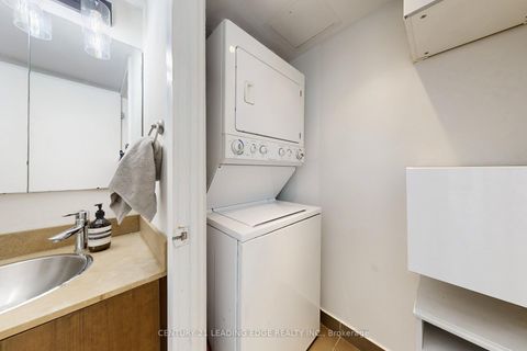 Photo 29 at 215 - 33 Lombard Street, Yonge Corridor, Toronto