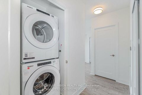 Photo 12 at PH06 - 10 Eva Road, Etobicoke West Mall, Toronto