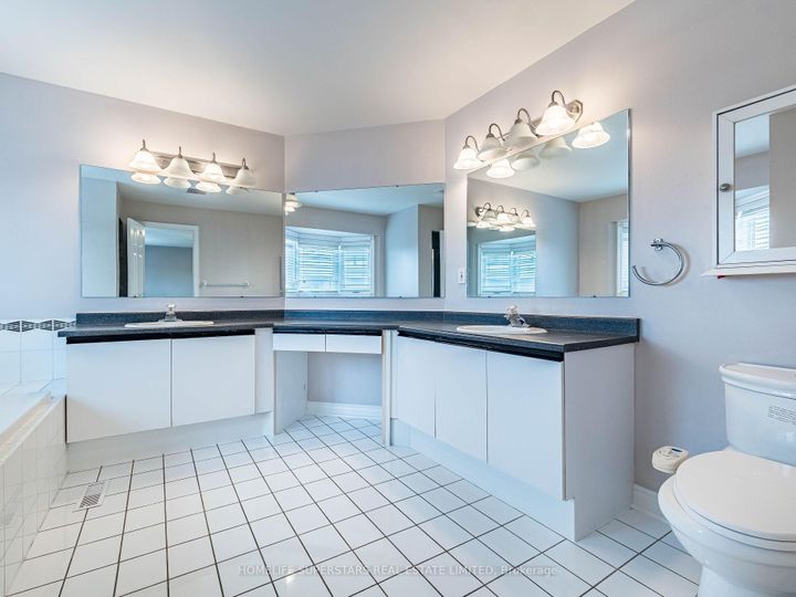 Photo 24 at 54 Hollybush Street, Wellington, Brampton