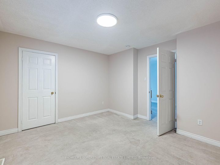 Photo 27 at 54 Hollybush Street, Wellington, Brampton