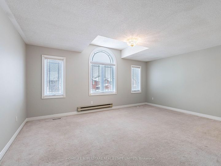 Photo 31 at 54 Hollybush Street, Wellington, Brampton