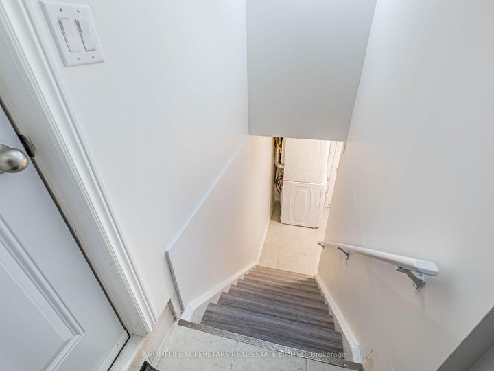 Photo 35 at 54 Hollybush Street, Wellington, Brampton