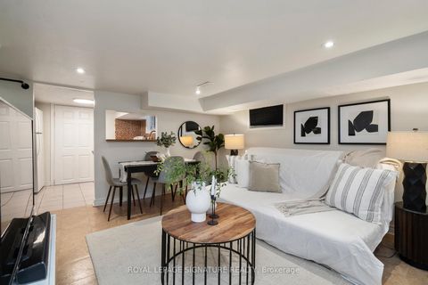 Photo 38 at 215 Yarmouth Road, Junction, Toronto