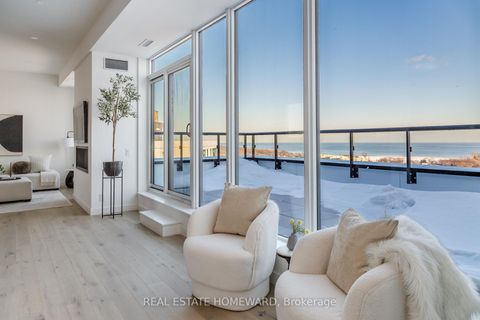 Photo 2 at PH #1701 - 1050 Eastern Avenue, The Beaches, Toronto