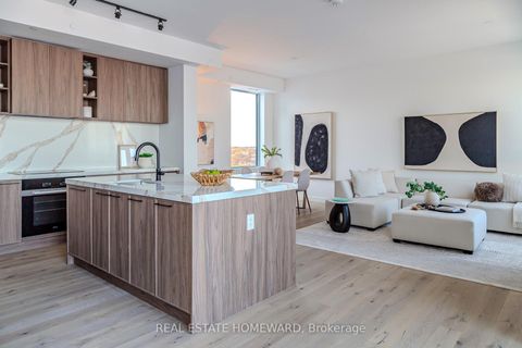 Photo 4 at PH #1701 - 1050 Eastern Avenue, The Beaches, Toronto