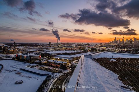 Photo 31 at PH #1701 - 1050 Eastern Avenue, The Beaches, Toronto