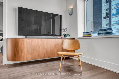 Photo 17 at 607 - 111 St. Clair Avenue W, St. Clair, Toronto