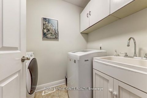 Photo 10 at 26 Halfmoon Square, Highland Creek, Toronto